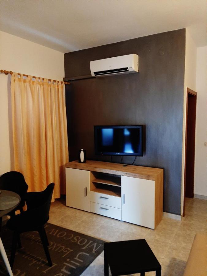 Apartments Ana And Vesna Pula Exterior photo