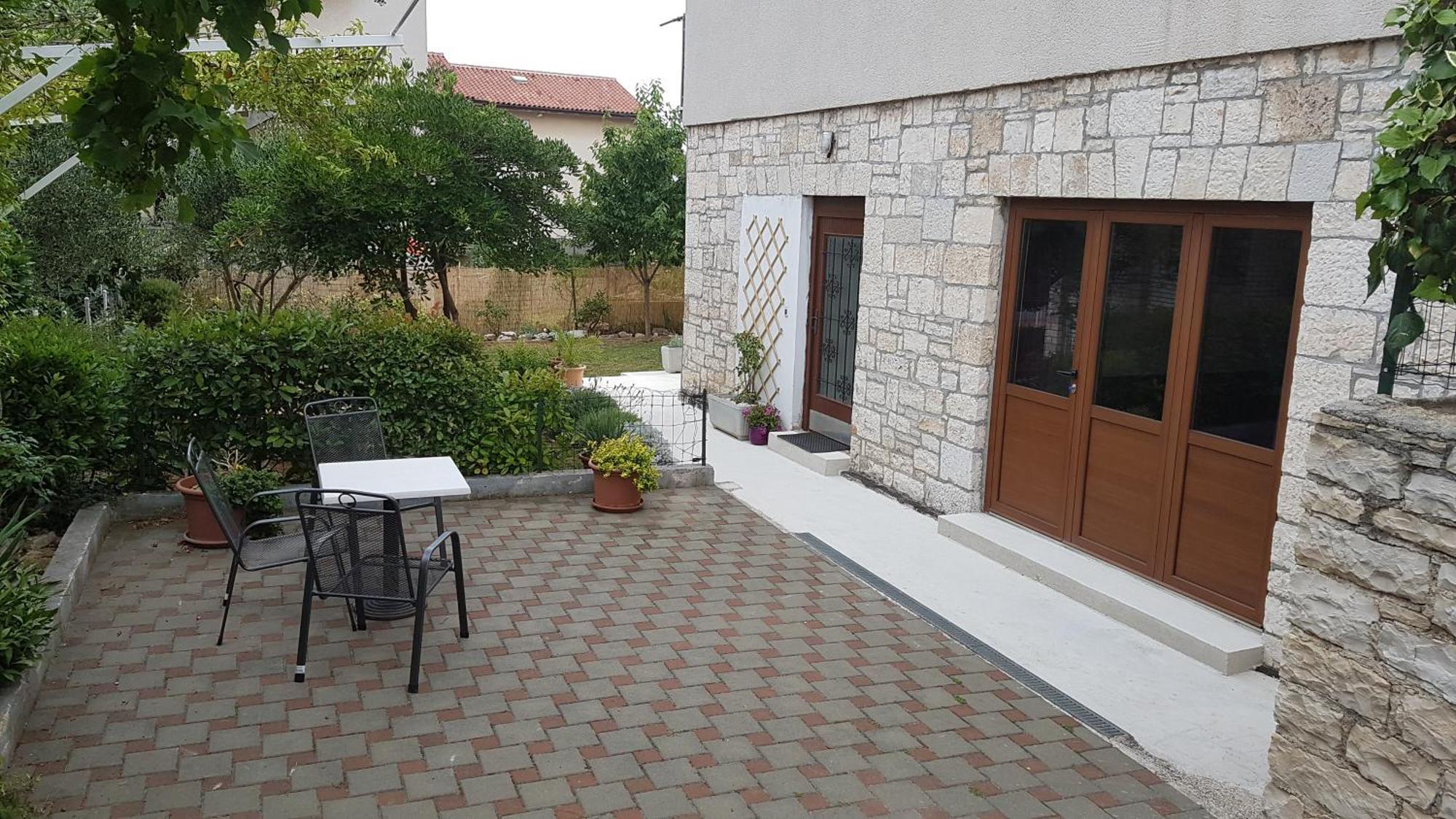 Apartments Ana And Vesna Pula Exterior photo
